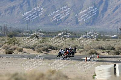 media/Jan-15-2026-Racers Edge (Thu) [[dfebeb70ab]]/3-B Group/Session 2 (Turn 15 Inside Pans)/